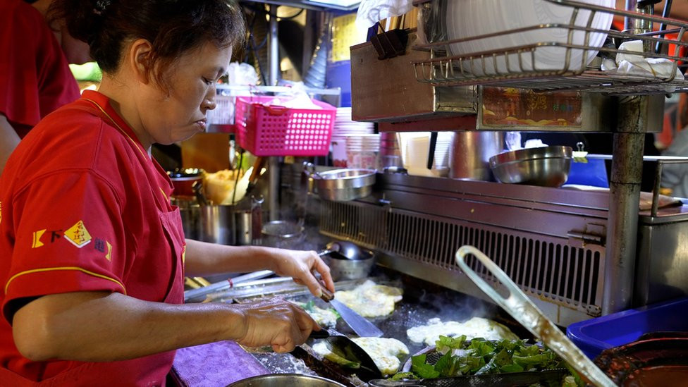 Oyster omelette at the Raohe Street Night Market