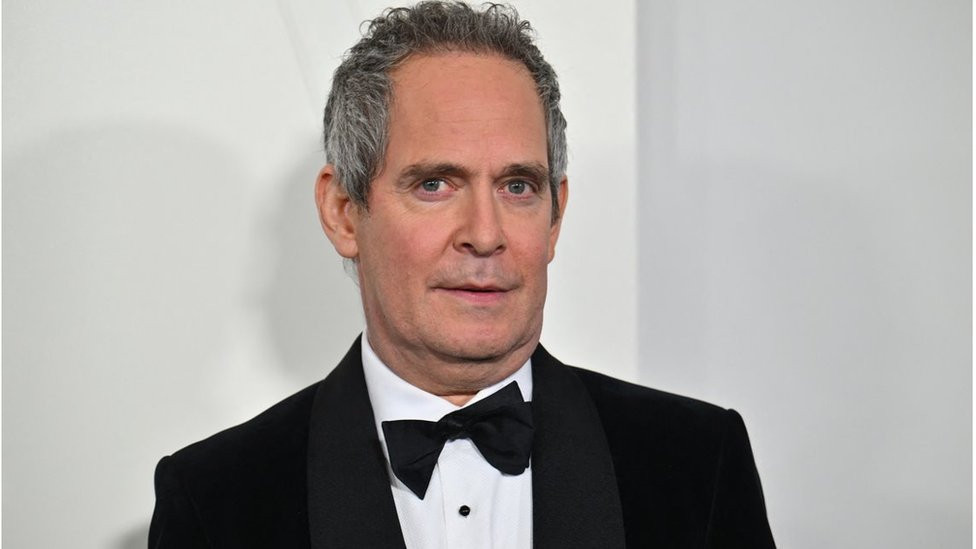 Tom Hollander