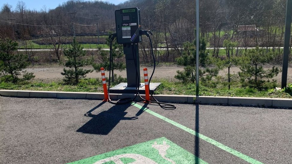 Punjač za električni automobil u Srbiji