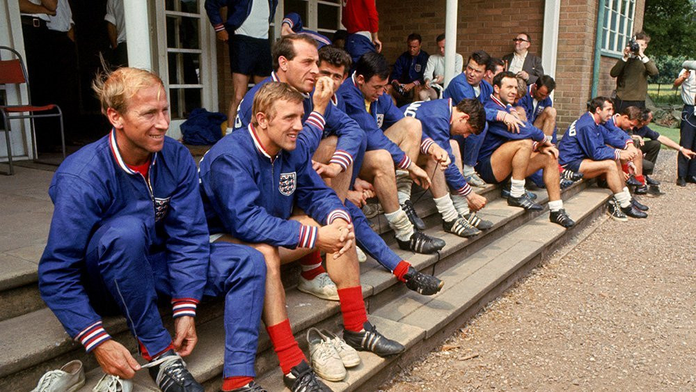 Photo dated 15-06-1966 Bobby Charlton (left) with England team mates