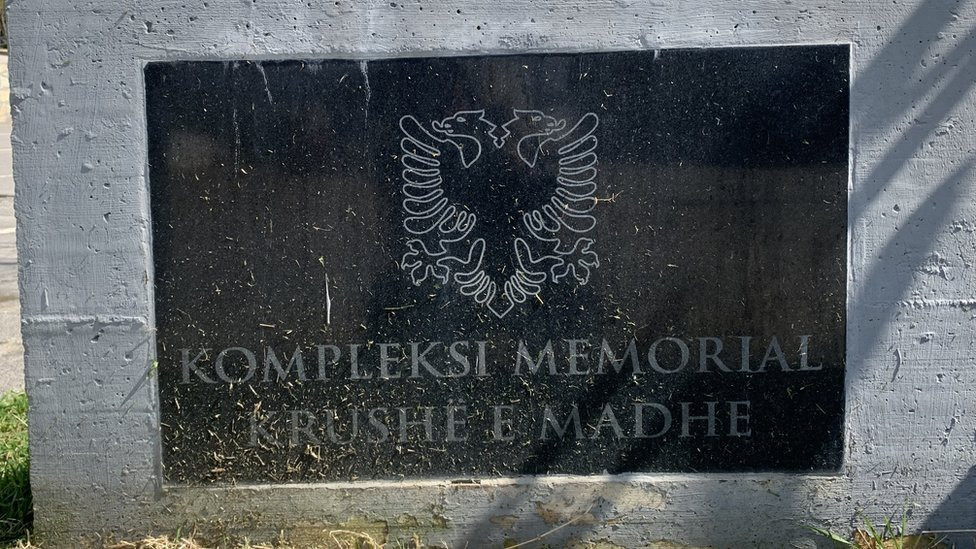 Memorijalni kompleks u Velikoj Kruši