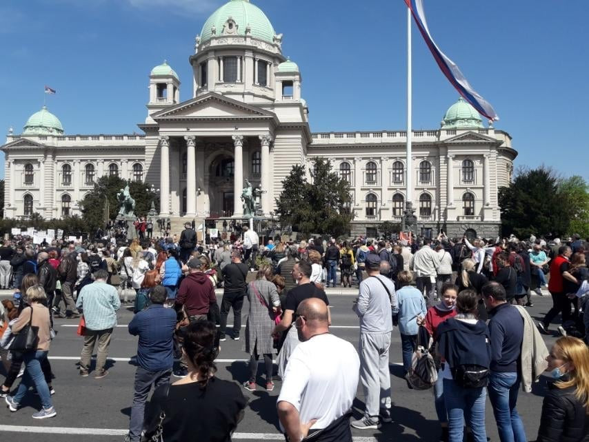 Foto/S. Vukić/ prostest ispred skupštine /arhiva

