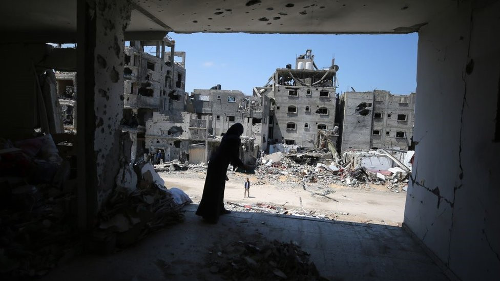 Palestinian families return their homes among the rubbles of destroyed buildings after Israeli forces' withdrew from the city leaving behind massive destruction in Khan Younis, Gaza on 11 April, 2024.