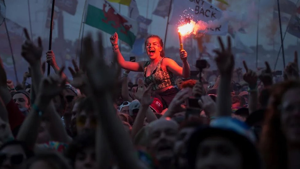 Na muzičkim festivalima od posetilaca se ne očekuje da se svakodnevno tuširaju