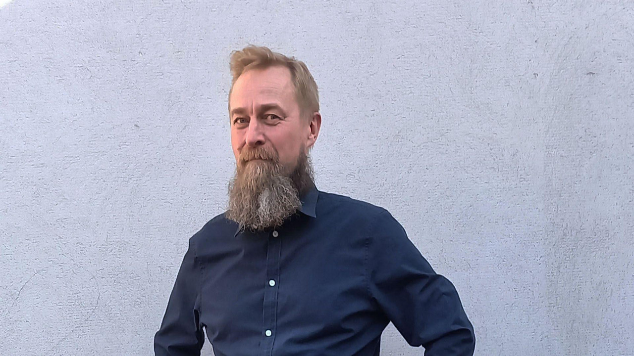 Arve Hjalmar Holmen