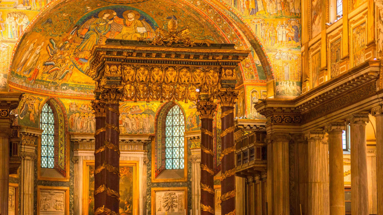 Bazilika svete Marije Velike u Rimu sadrži kitnjaste ukrase