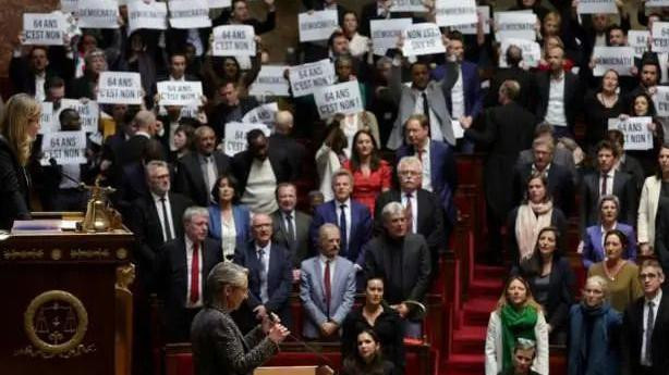 Francuski poslanici, francuski parlament