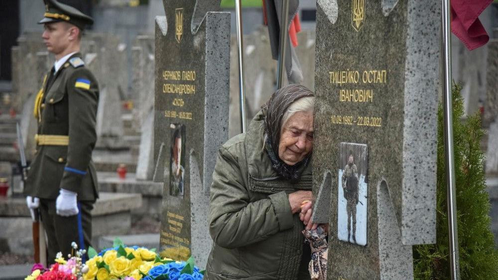 ukrajina, groblje u ukrajini