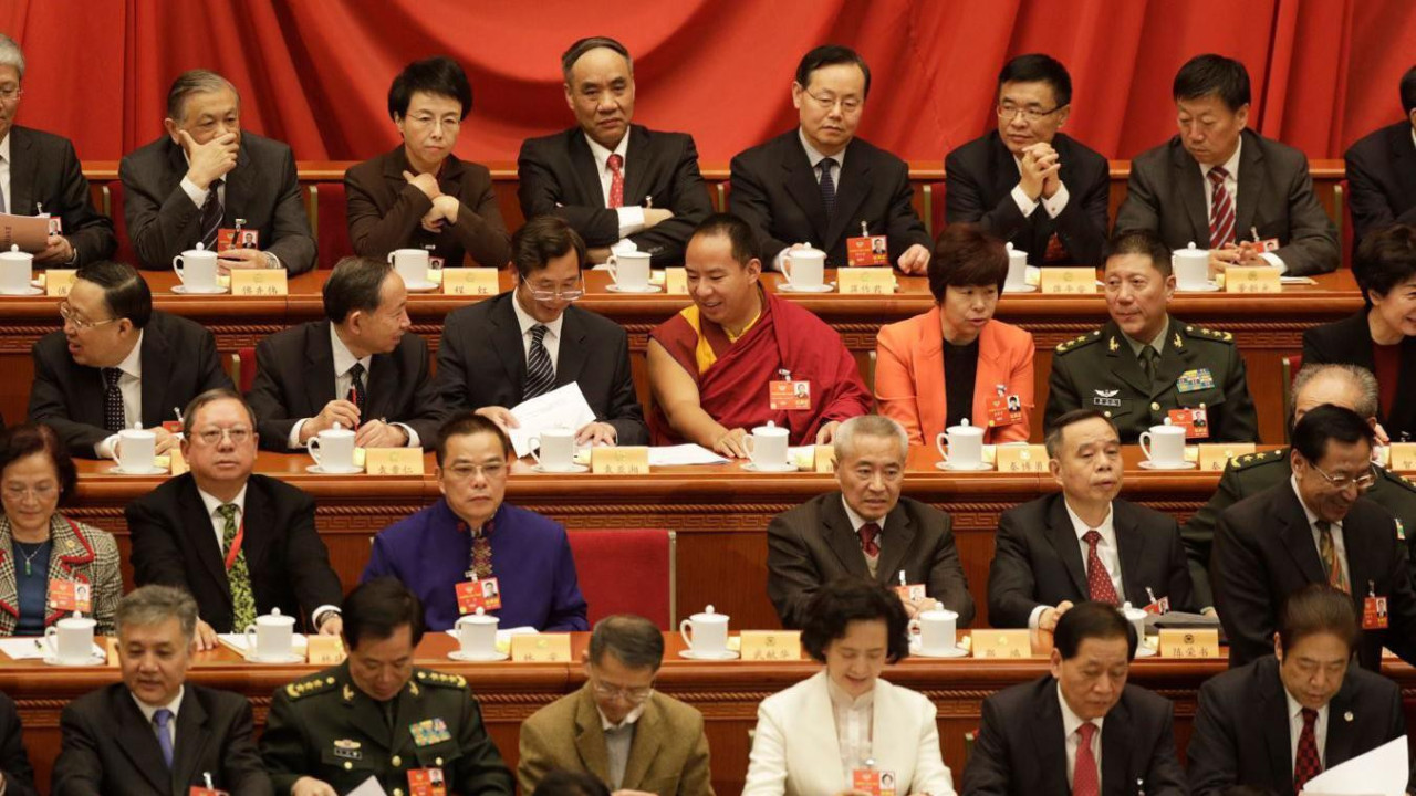 Pančen Lama naimenovan od Kine prisustvuje zvaničnim događajima, kao što je konferencija Komunističke partije iz 2018, ali ga ne priznaju mnogi Tibetanci
