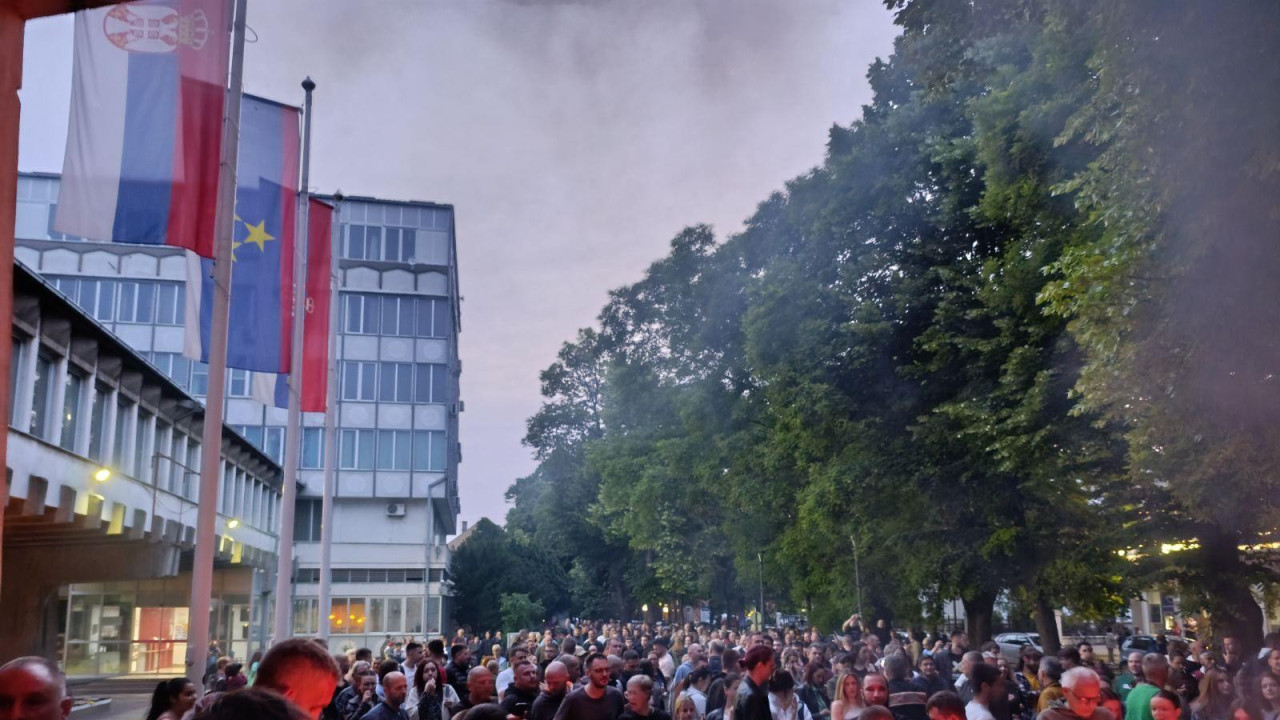 Protest pristalica opozicije u Kuli