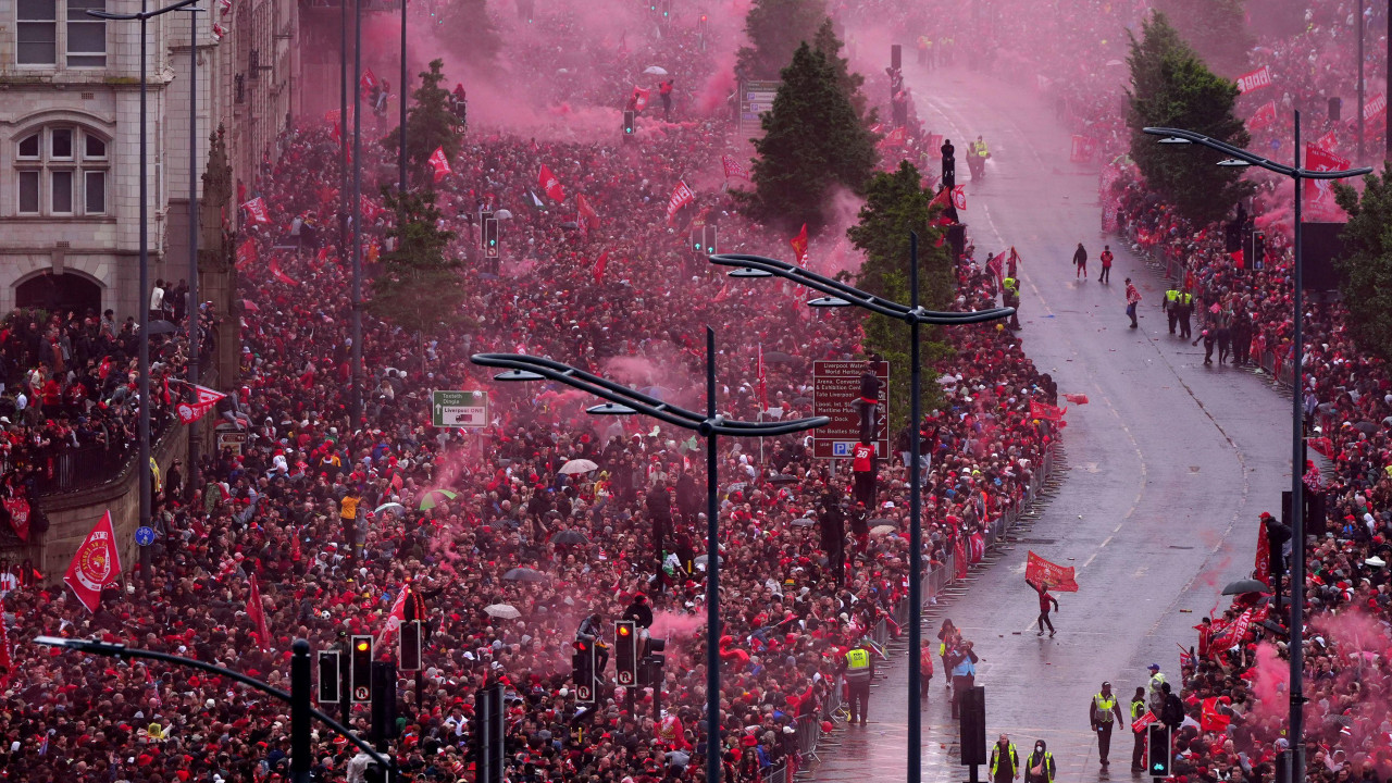 liverpul, navijači liverpula, šampionsko slavlje navijača liverpula