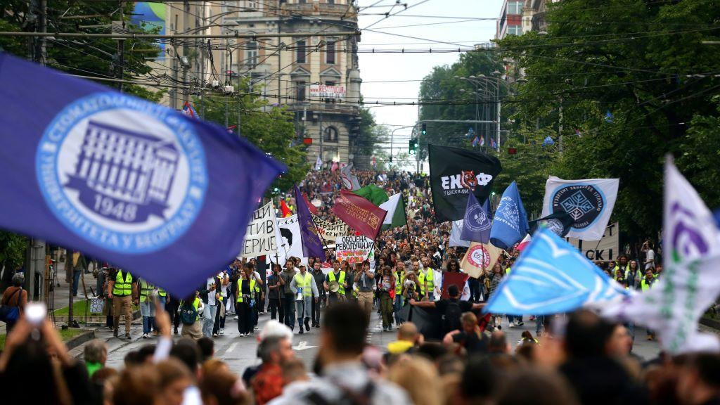 protest ispred Vlade 23. maja