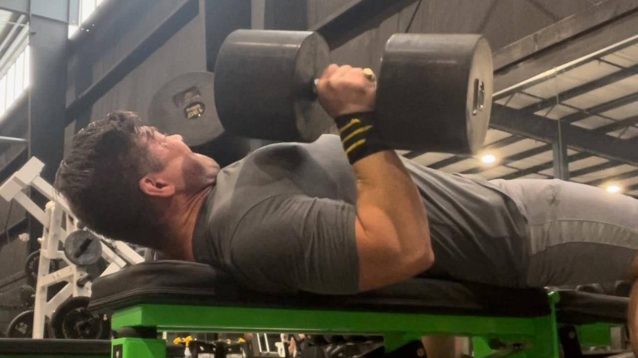 Džejmison Ritener diže tegove 