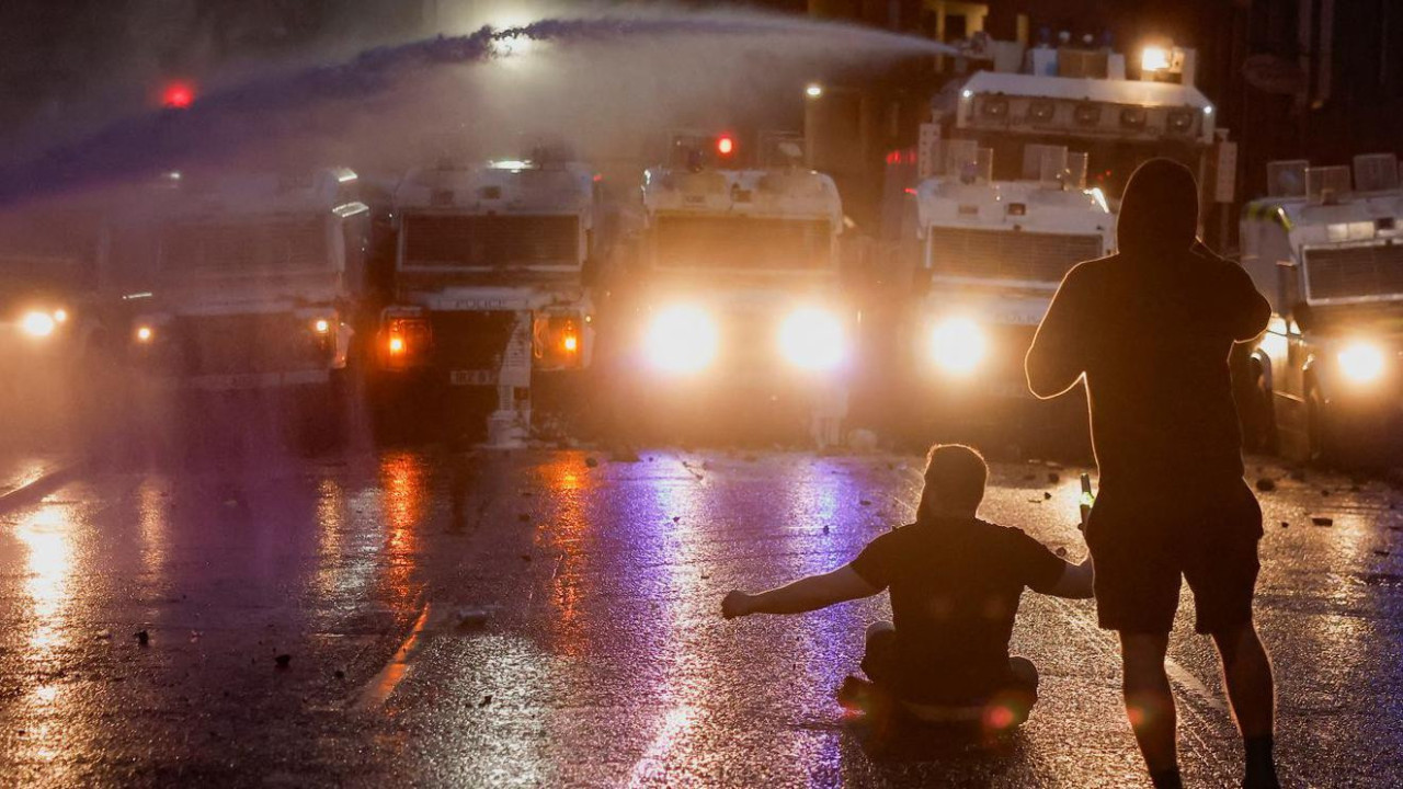 nasilje, protesti, Severna Irska