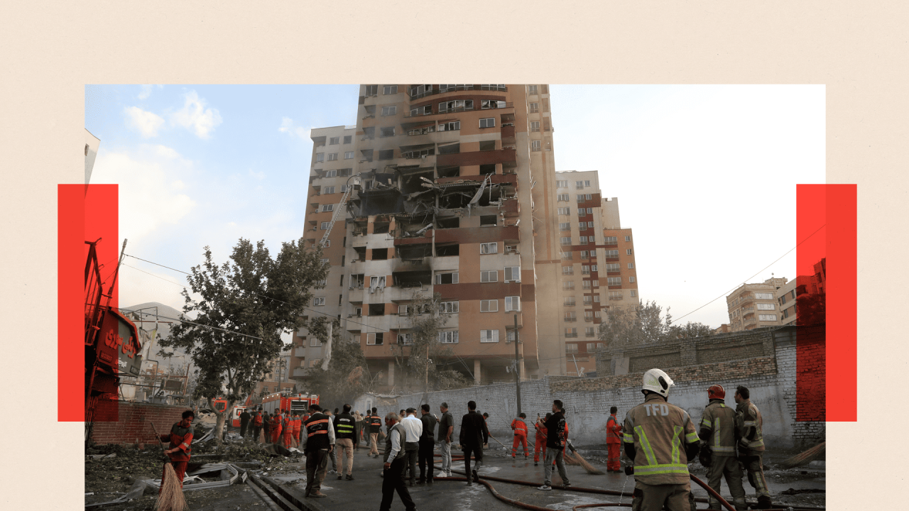 Pogled na oštećenu zgradu u iranskoj prestonici, Teheranu, nakon izraelskog napada, 13. juna 2025. godine.