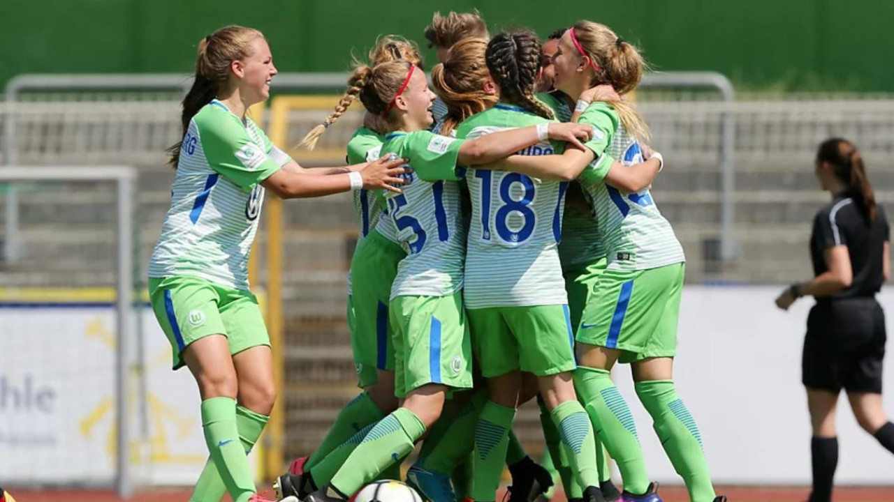 Ženski omladinski fudbalski tim