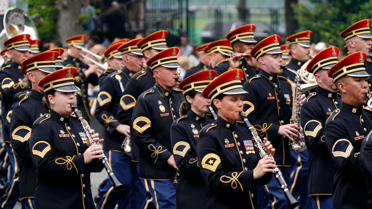 Vojni orkestar na paradi