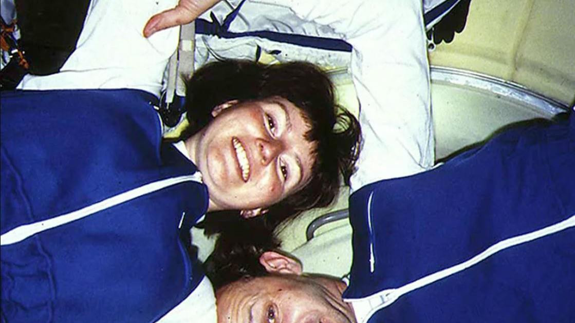 Britanska astronautkinja Helen Šarman sa kolegom