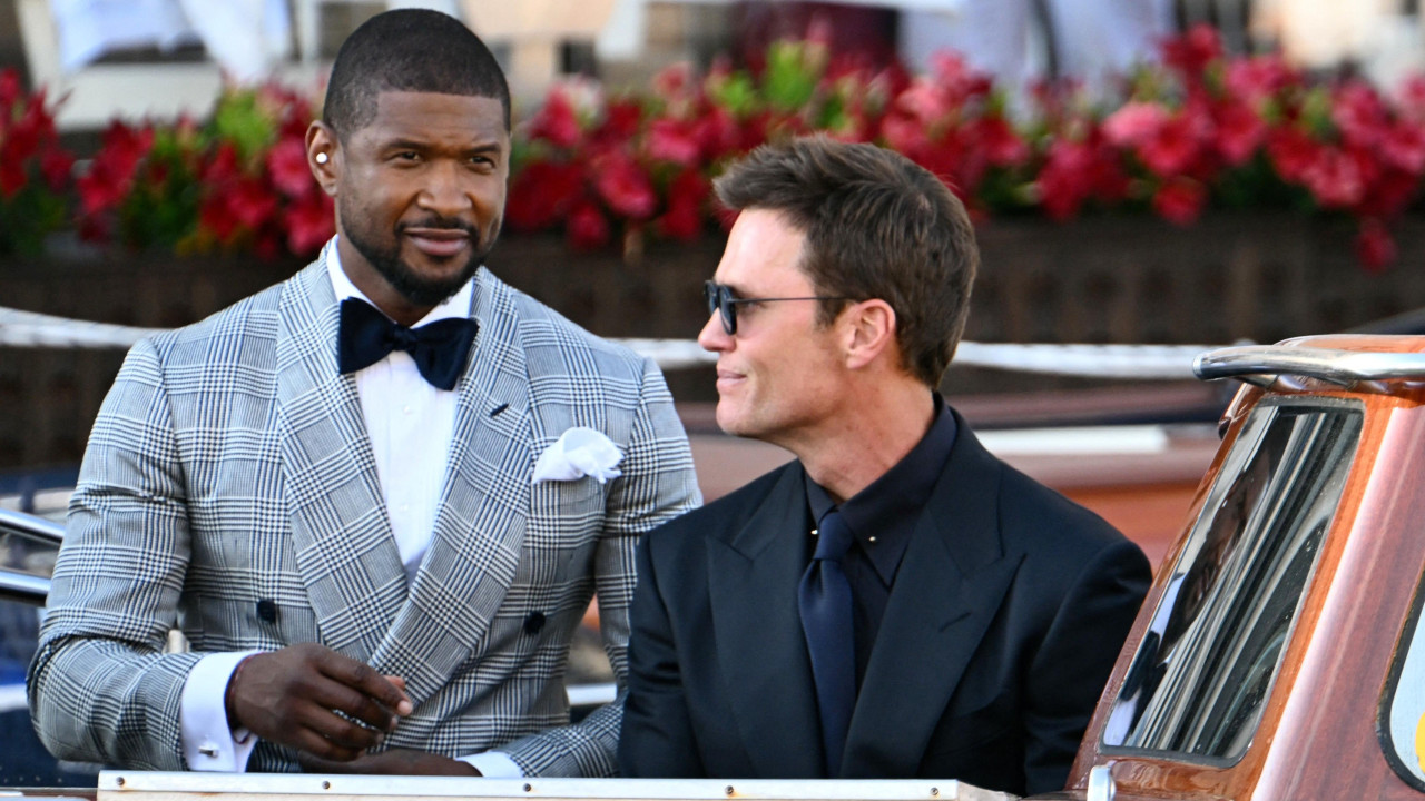 Američki pevač Ušer i Tom Brejdi, zvezda američkog fudbala