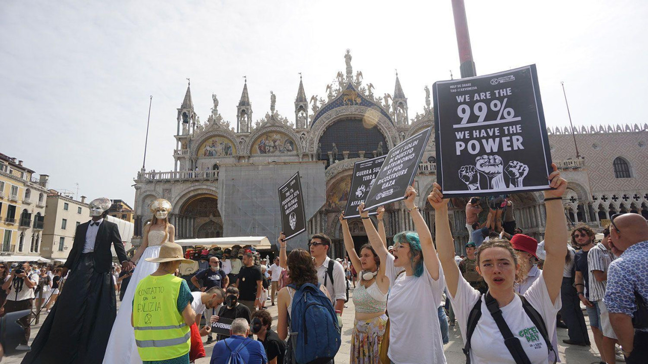 Altivisti protestuju u Veneciji