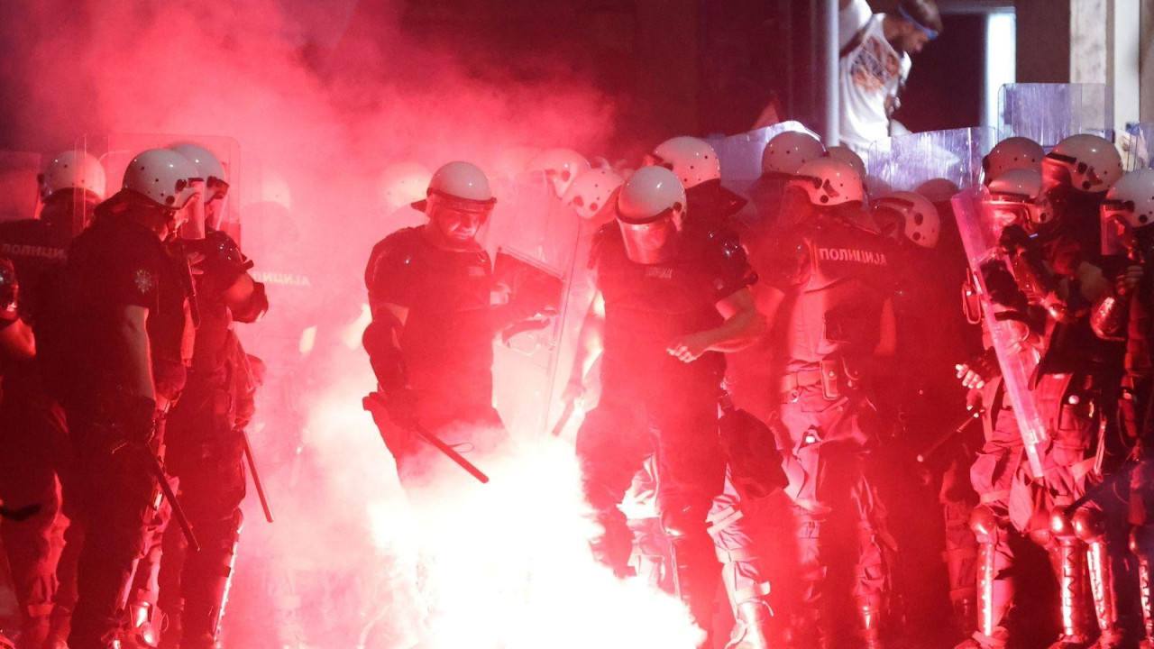 Vidovdan protest policija