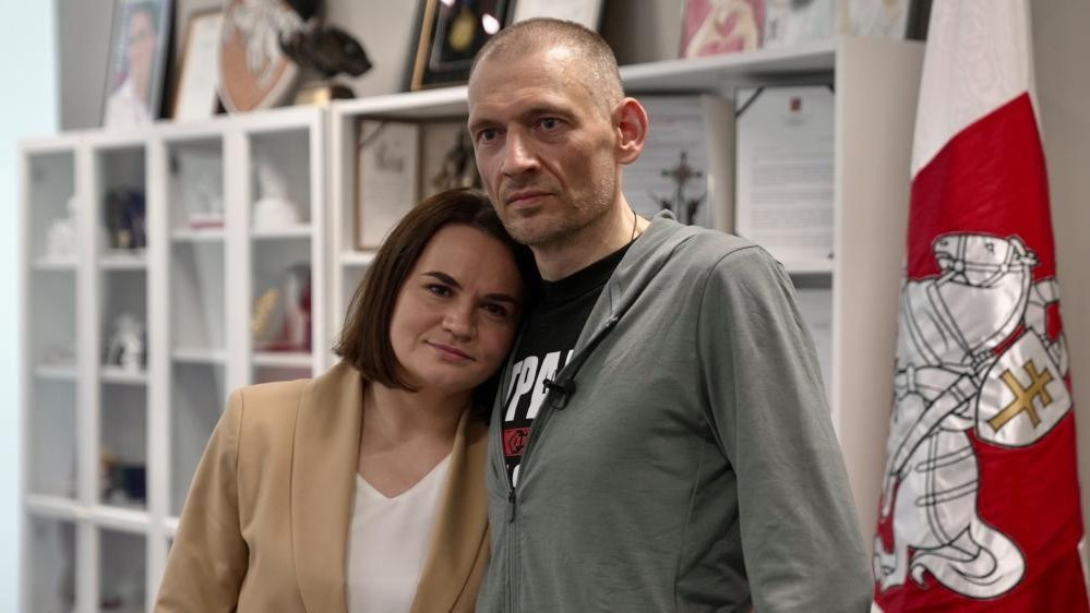 Sergej sa suprugom Svetlanom Tihanovskom