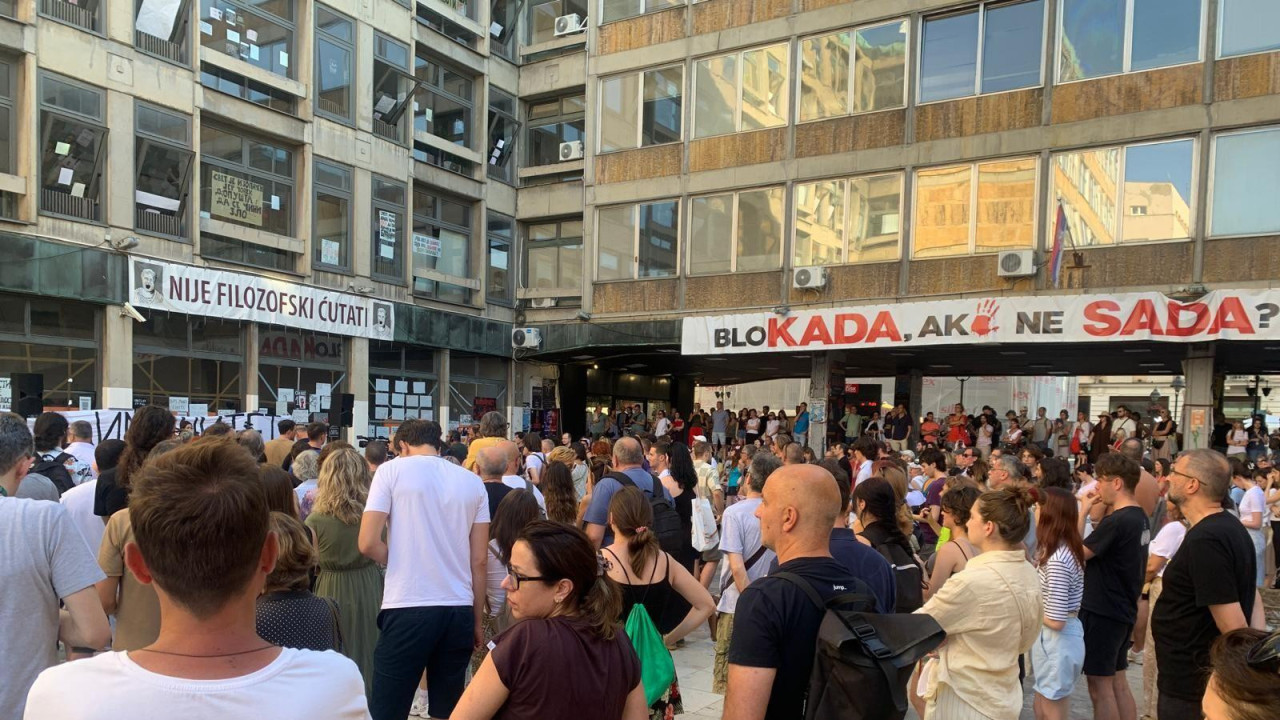 Protest ispred Filozofskog fakulteta u Beogradu