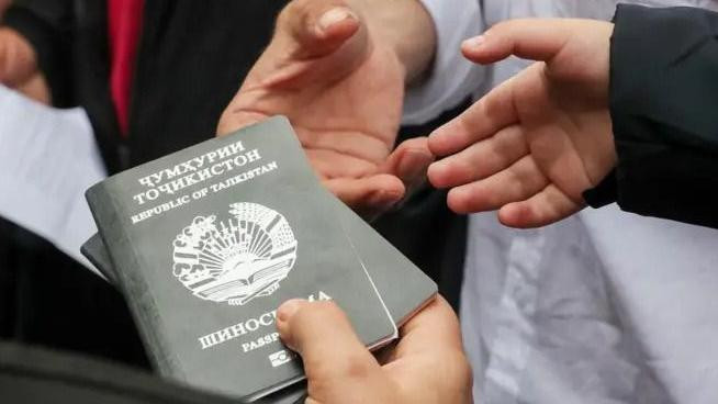 migranti, pasoš, Rusija