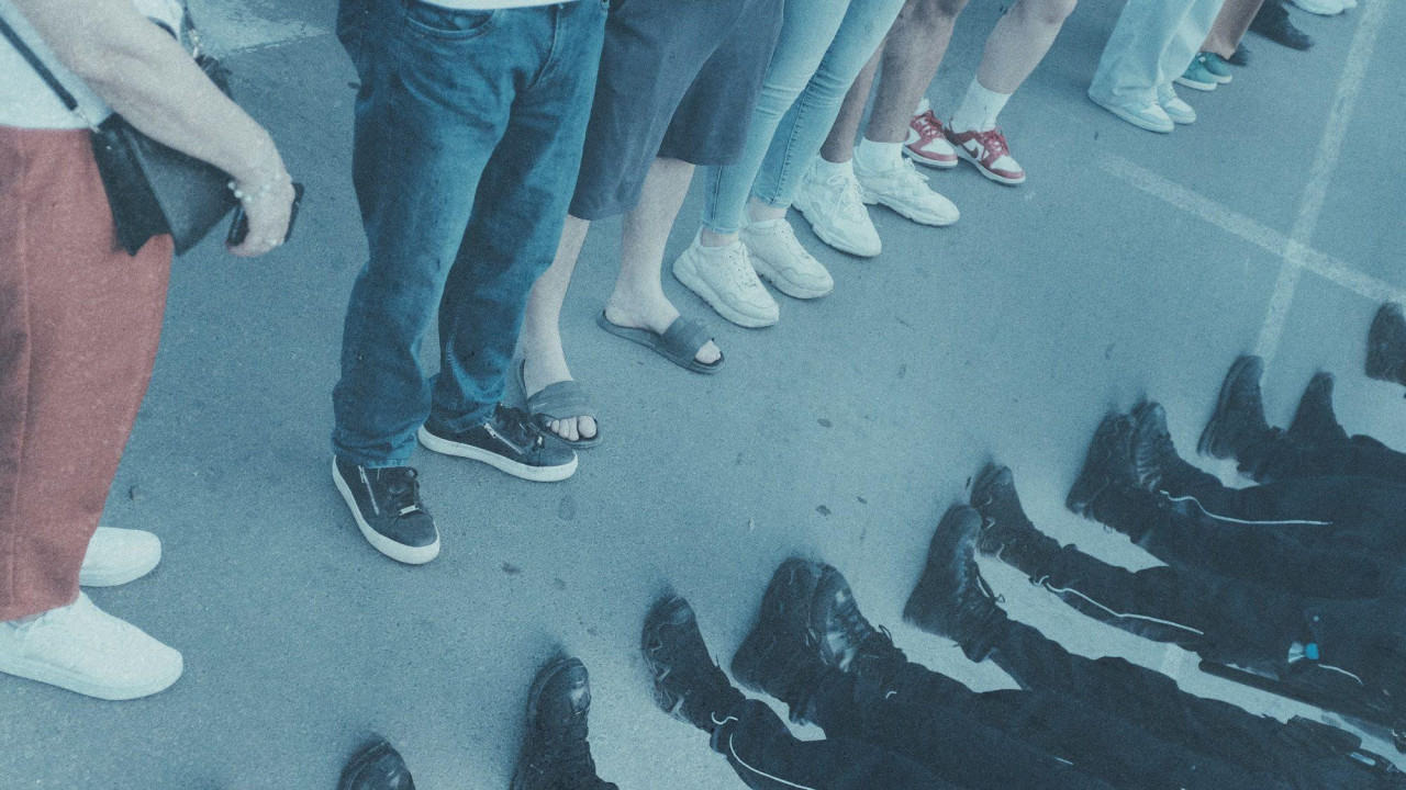 Policija i demonstranti