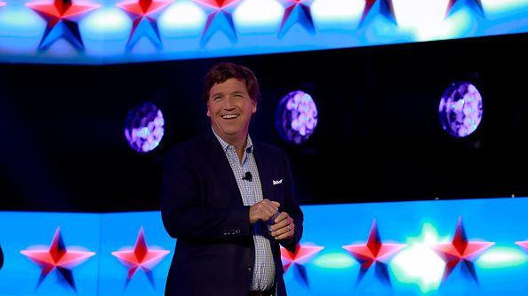 Taker Karlson govori na konferenciji Turning Point Action 15. jula 2023. u Vest Palm Biču, Florida.