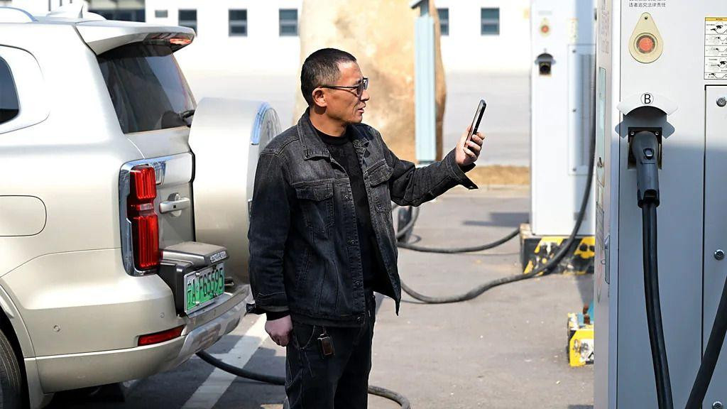 Natrijum-jonske baterije tek treba da postignu masovnu proizvodnju kad su u pitanju električna vozila