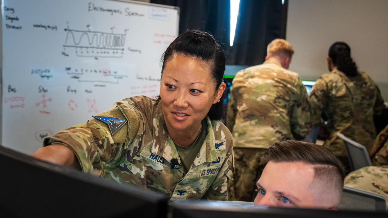 Pukovnica Finiks Hauzer