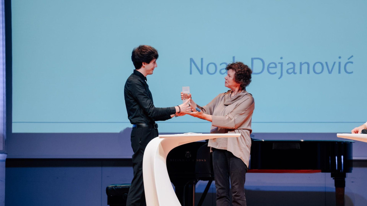 Nagradu za studenta godine u Nemačkoj dodeljuju zajedno udruženja visokoškolskih ustanova i studentska udruženja 