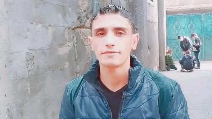 Ahmed je voleo fudbal i postavljao je satelitske antene