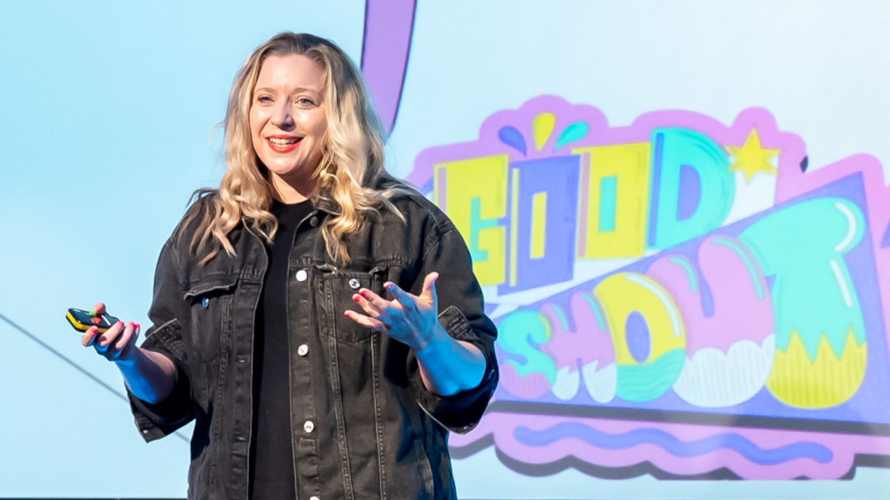 Ejmi Kin kaže da stalna samocenzura žena na radnom mestu može da služi kao odbrambeni mehanizam 