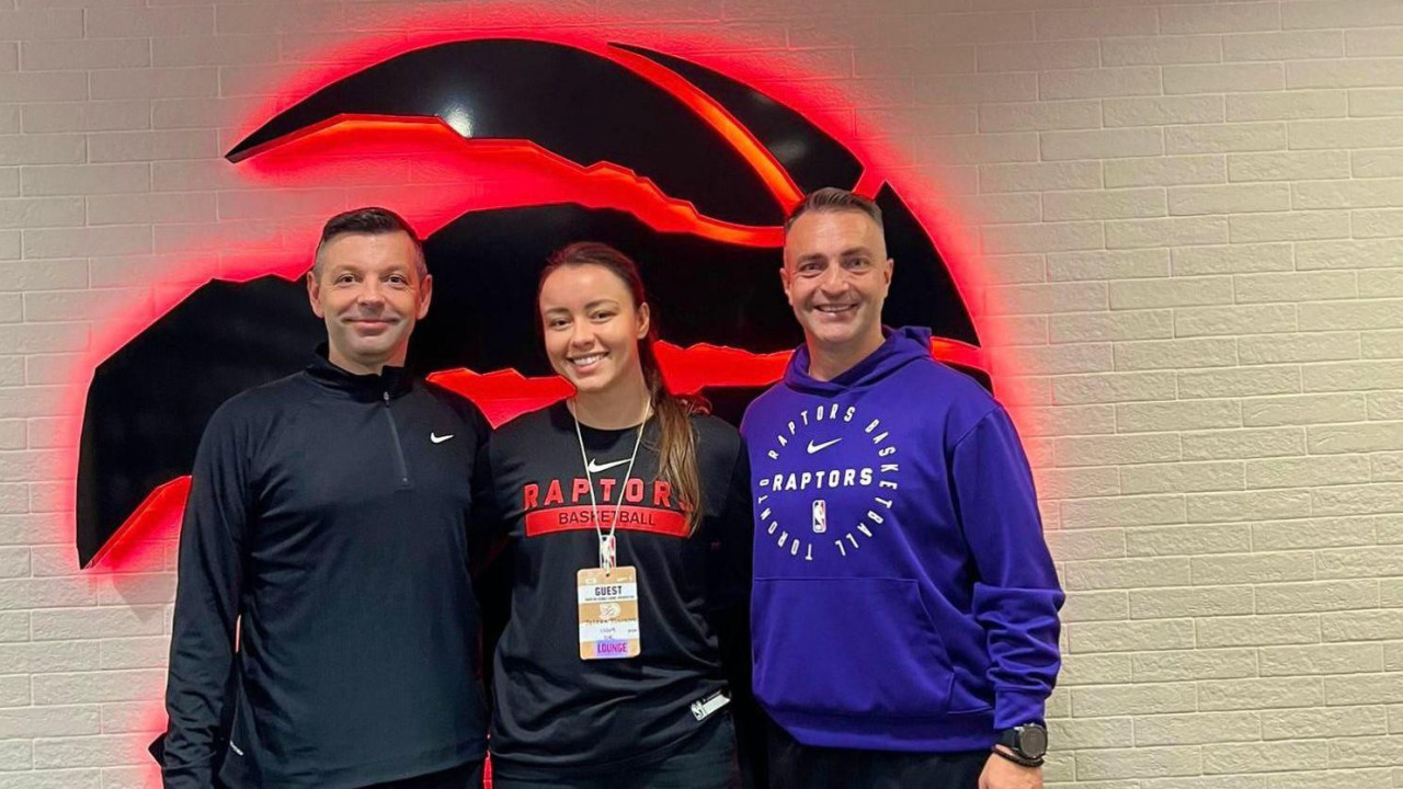 Jelena je imala priliku da uči i od Darka Rajakovića (desno), glavnog trenera NBA tima Toronto Reptors