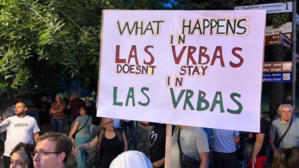 Transparent - Šta se dešava u Vrbasu ne ostaje u Vrbasu (na engleskom)