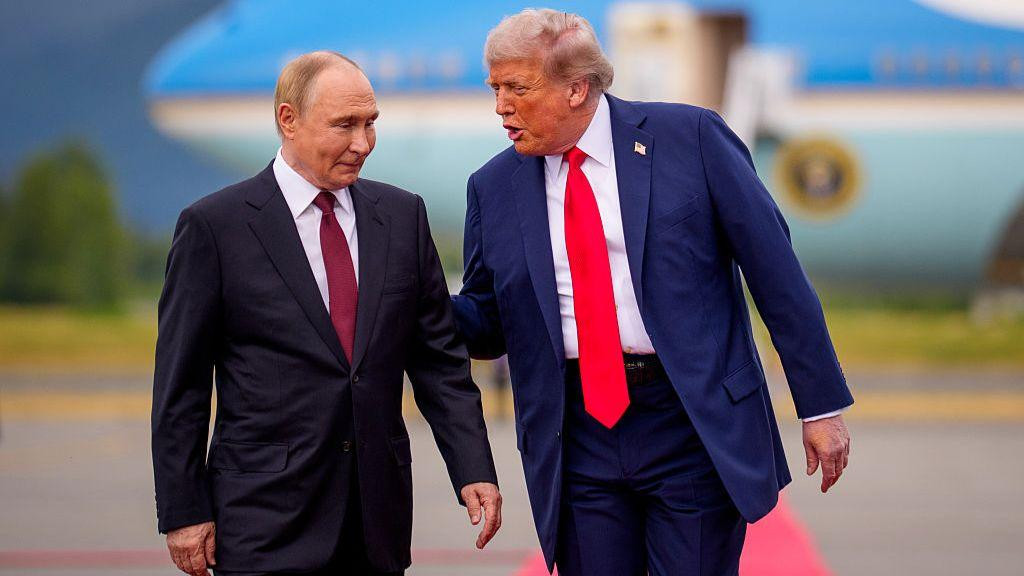 Donald Tramp i Vladimir Putin na Aljasci 15. avgusta 2025.