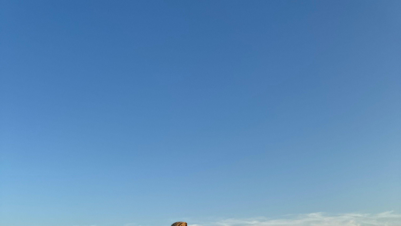 Anastasia Samsonova na plaži 