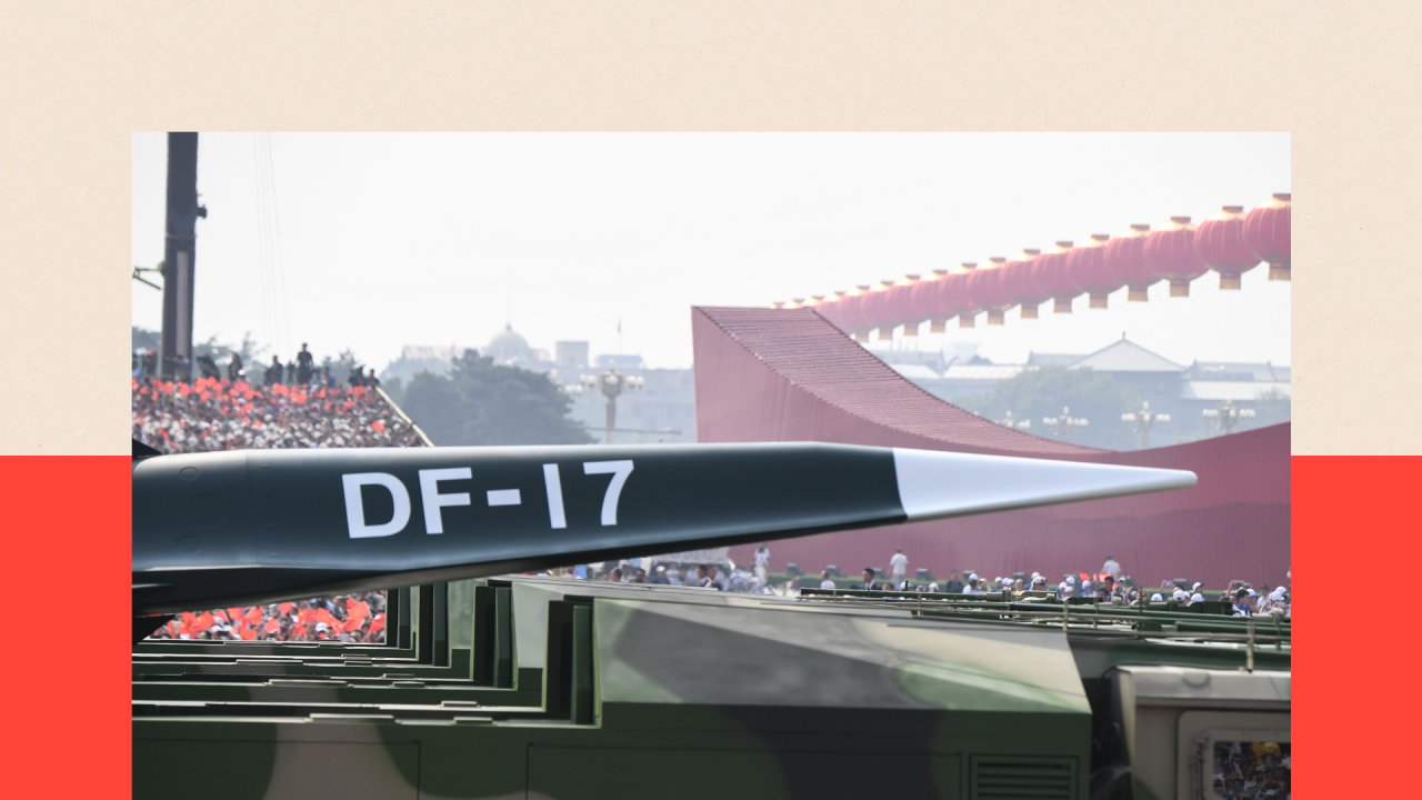 Raketa DF-17 predstavljena je na vojnoj paradi na Trgu Tjenanmenu u Pekingu 2019. 