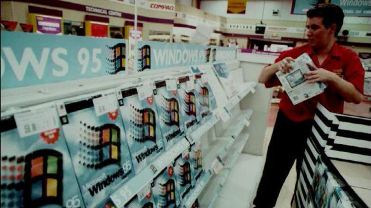 Početak prodaje sistema Windows95 u Velikoj Britaniji