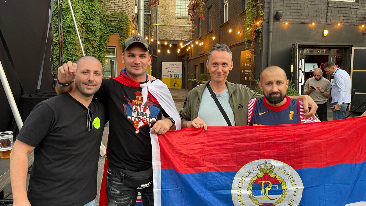 Dragan (drugi sleva) i drugovi doputovali su u subotu u Rigu za meč sa domacom Letonijom