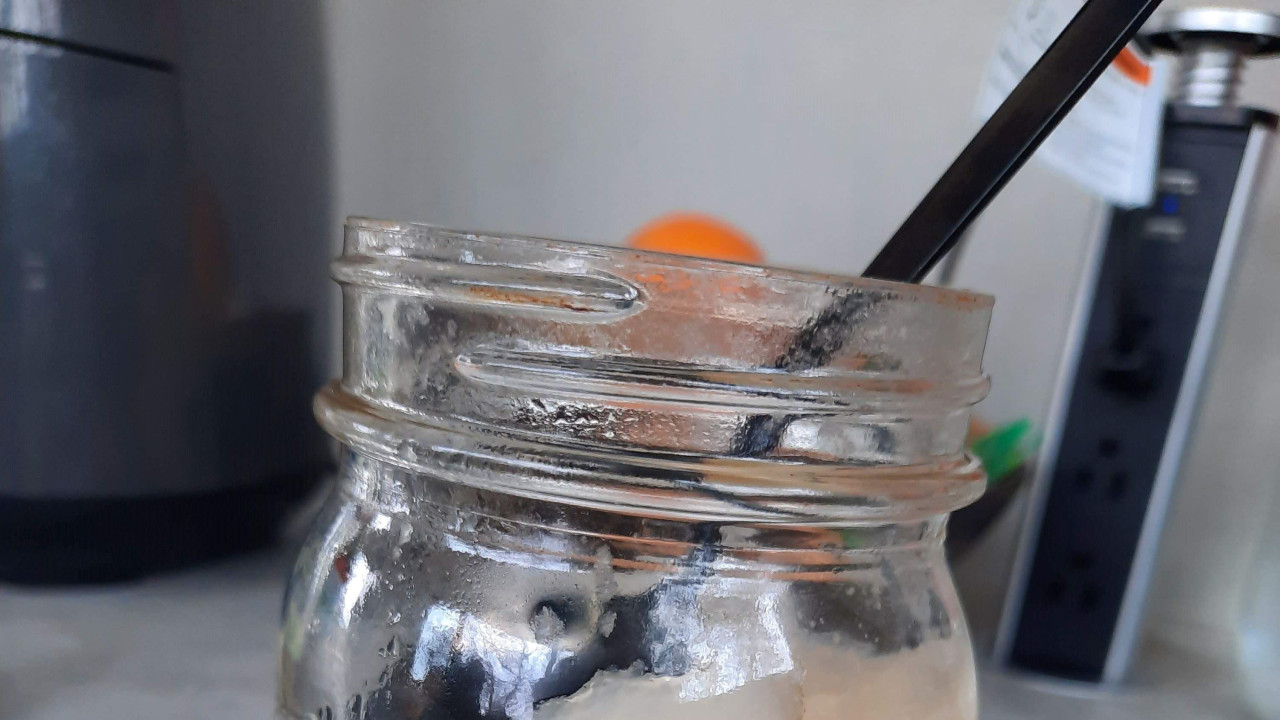 Tegla sa morskom mahovinom