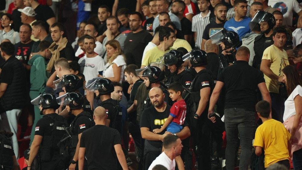 srbija - engleska, incidenti na utakmici srbija - engleska