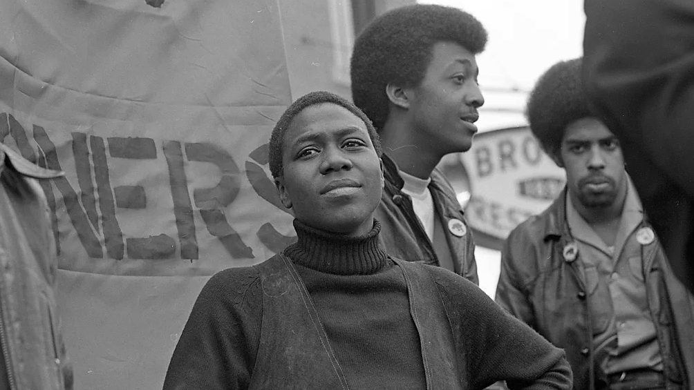 Afeni Šakur na skupu 1970. za "Panter 21" - 21. člana Crnih pantera optuženih za planiranje napada na policijske stanice