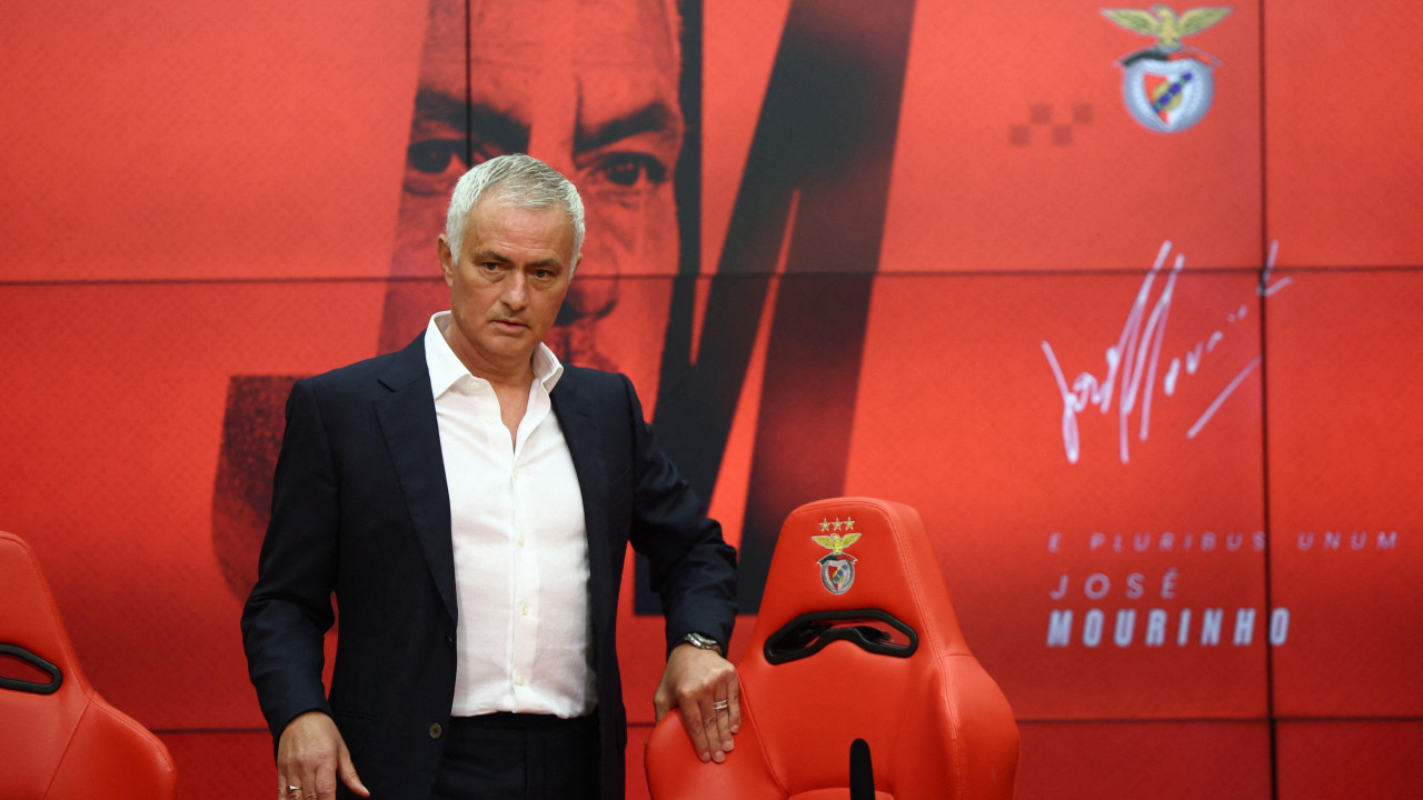 Žoze Murinjo na konferenciji za novinare na stadionu Benfike