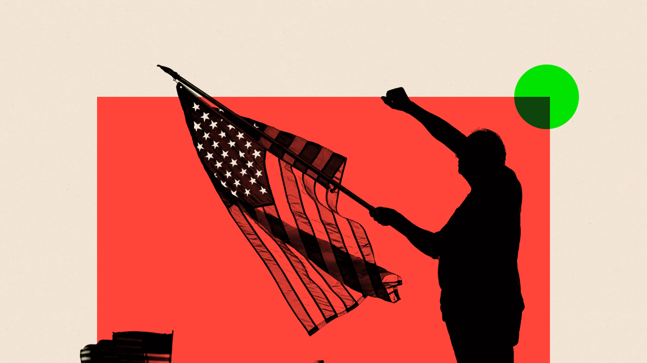 Ilustracija čoveka kako stoji podginute pesnice i drži zastavu amerike 