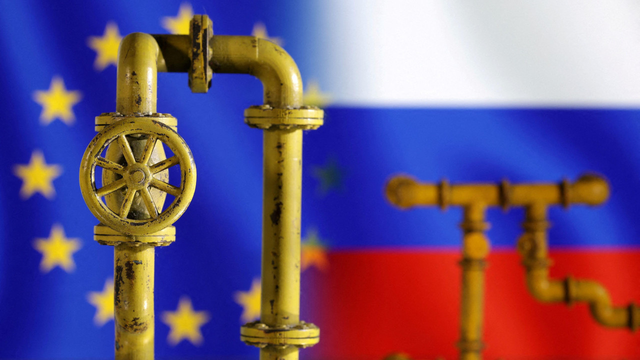 gasovod, ilustracija gasovoda, gasovod i zastave rusije i EU