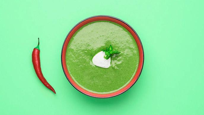 Zelena supa u činili i pored papričica