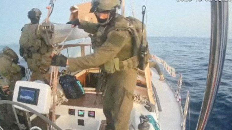 izraelski vojnici na brodovima Globalne Sumud flotile